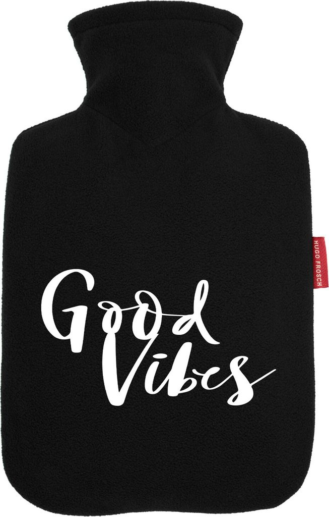 Huuraa Wärmflasche Good Vibes Schriftzug 1,8 Liter Black Classic Veloursbezug Bettflasche Geschenkidee