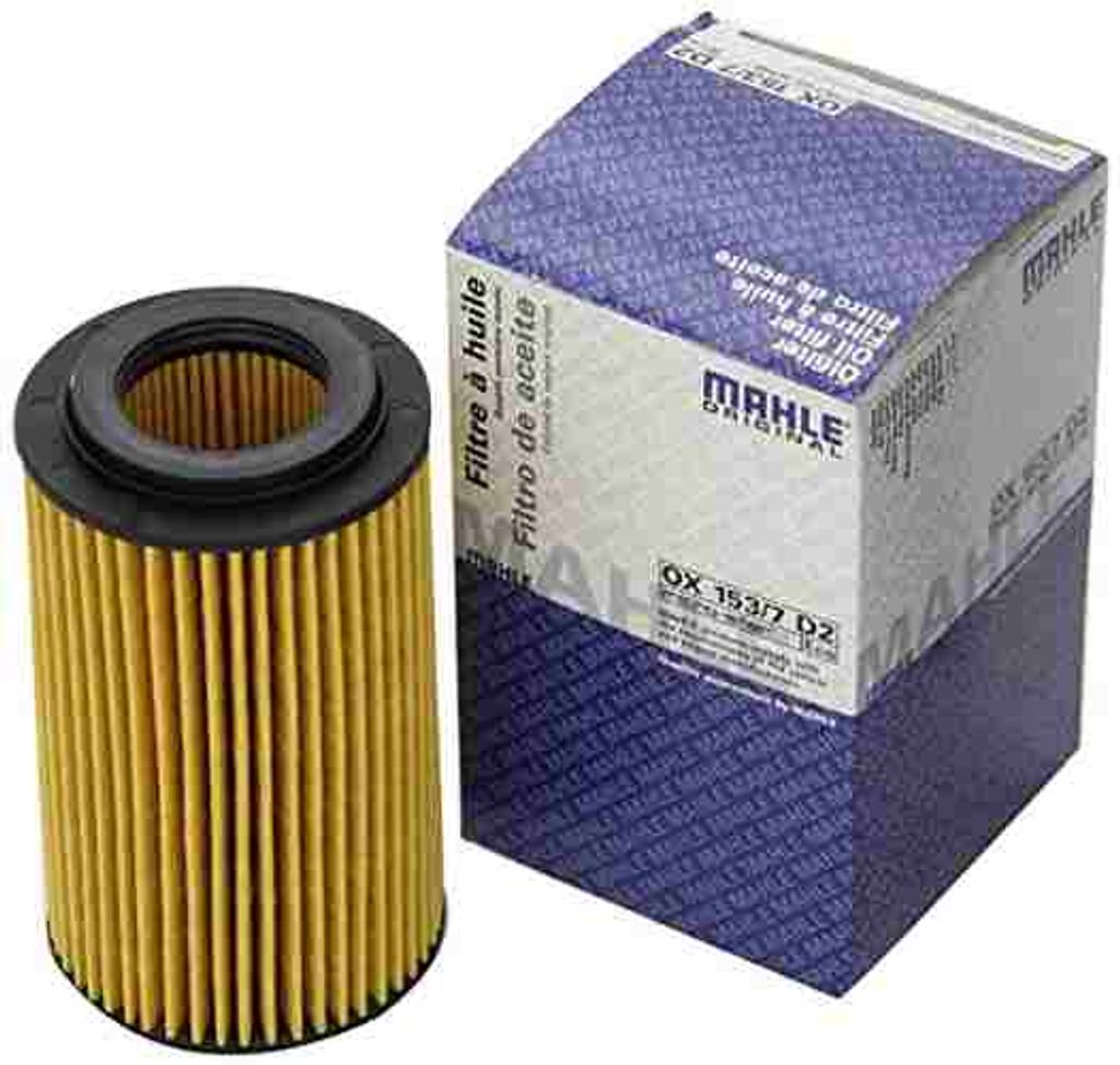 A product shot of an oil filter and its packaging.