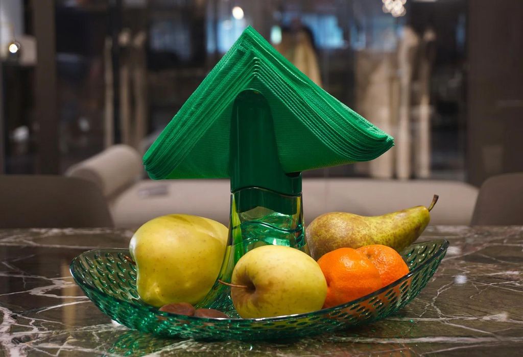 Die Tisch-Obstschale Granata Perica in Kiwi-Grün