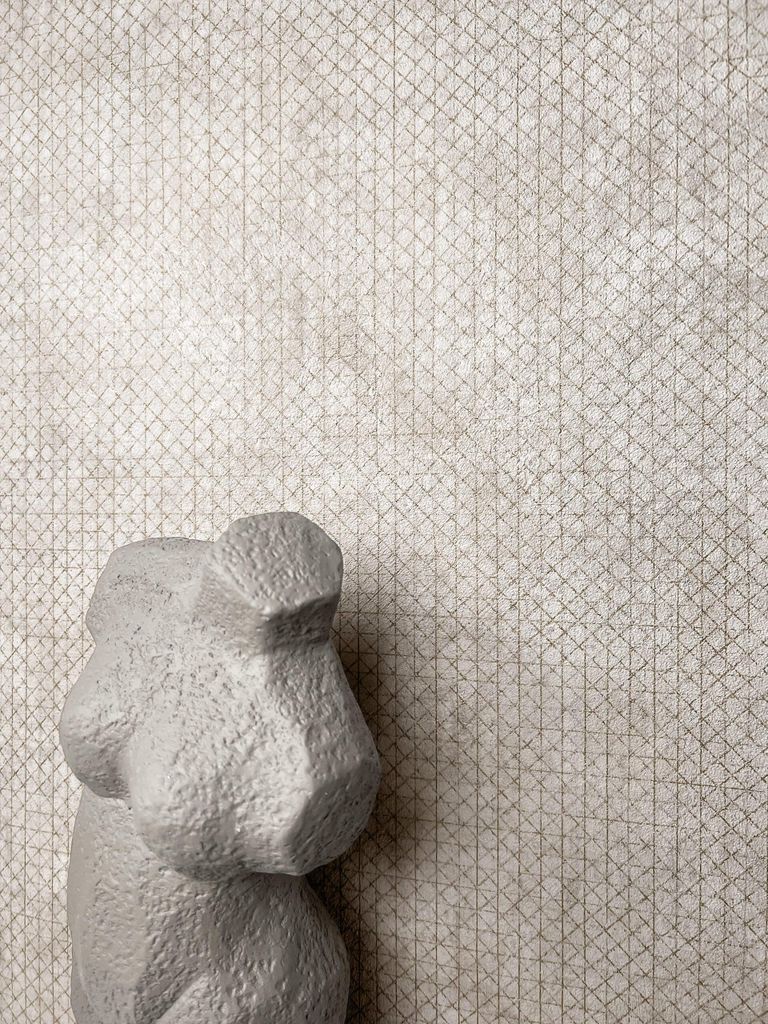 NEWROOM Tapete Beige Vliestapete Leicht Glänzend - Unipapete Uni Gold Einfarbig Struktur Klassisch