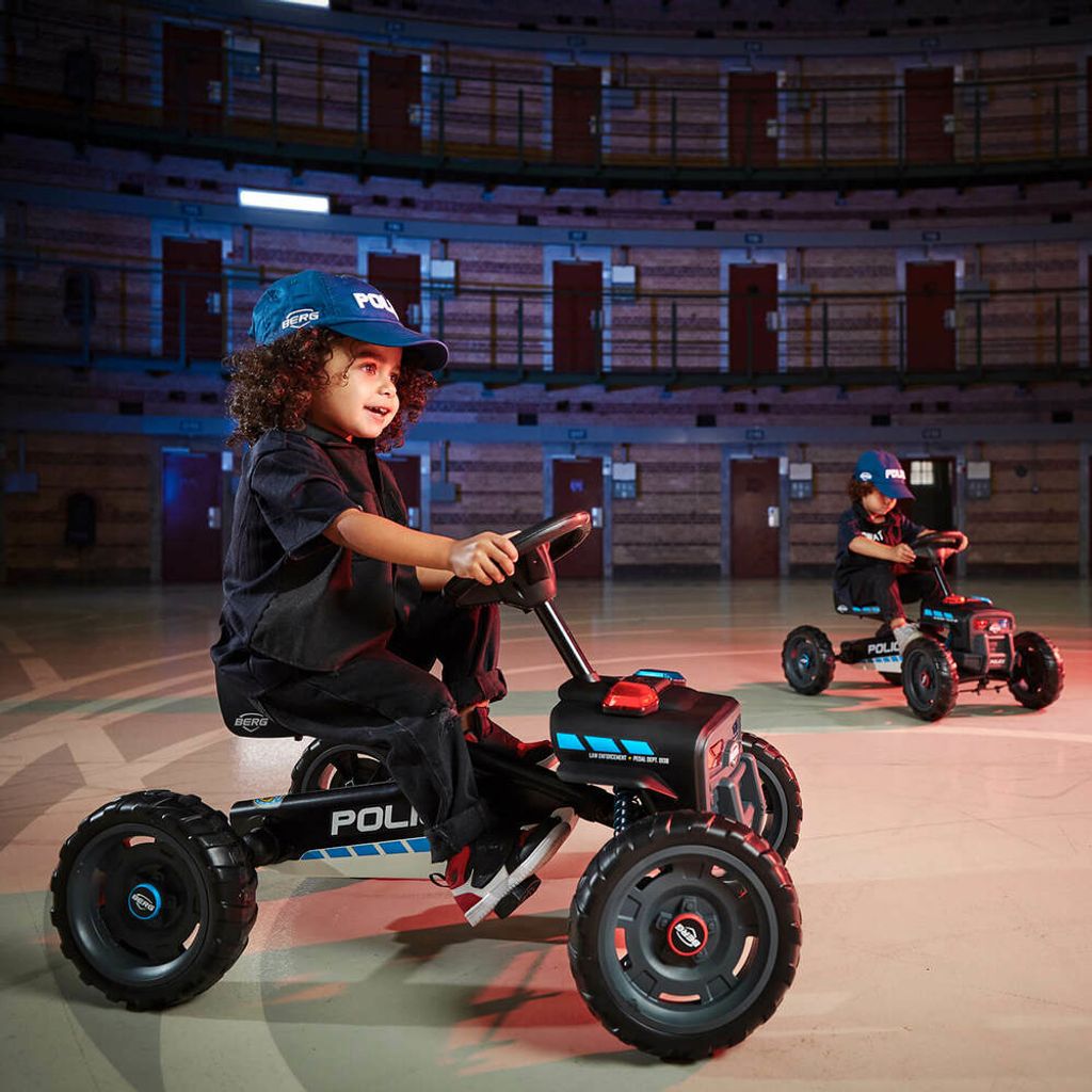 Berg Toys 24.30.22.00 BERG Buzzy Police Produktbild 12