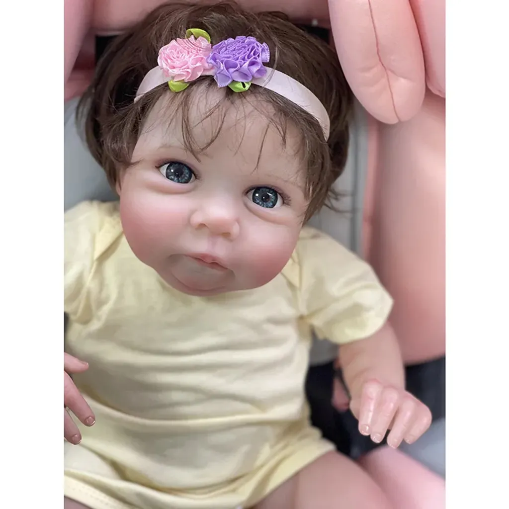 Poupée Reborn Réaliste Miley : Peinture 3D et Cheveux Implantés Main