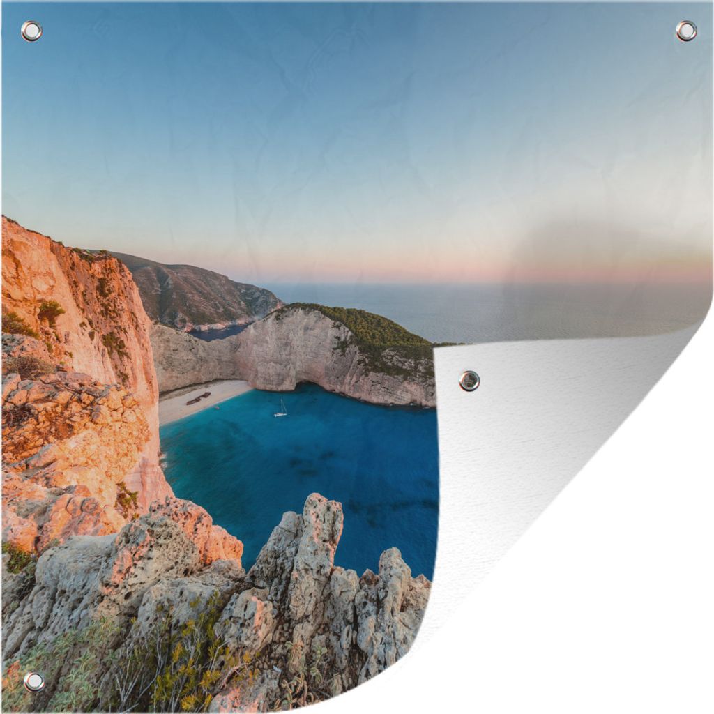 MuchoWow 100x100 cm Outdoor-Poster Gartendeko Sichtschutz Garten Poster für den Garten Farbenfroher Sonnenuntergang am Strand von Navagio in Zak...