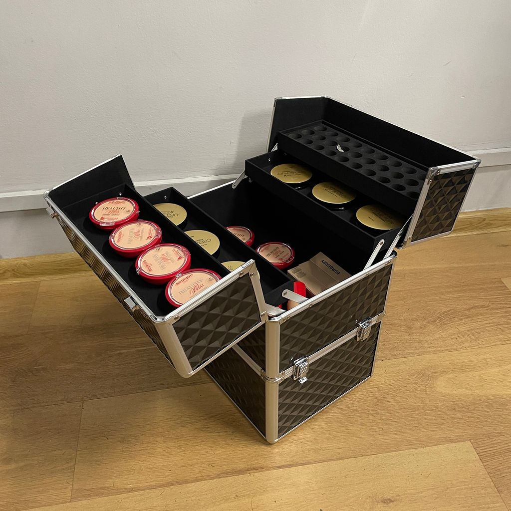 großer kosmetikkoffer