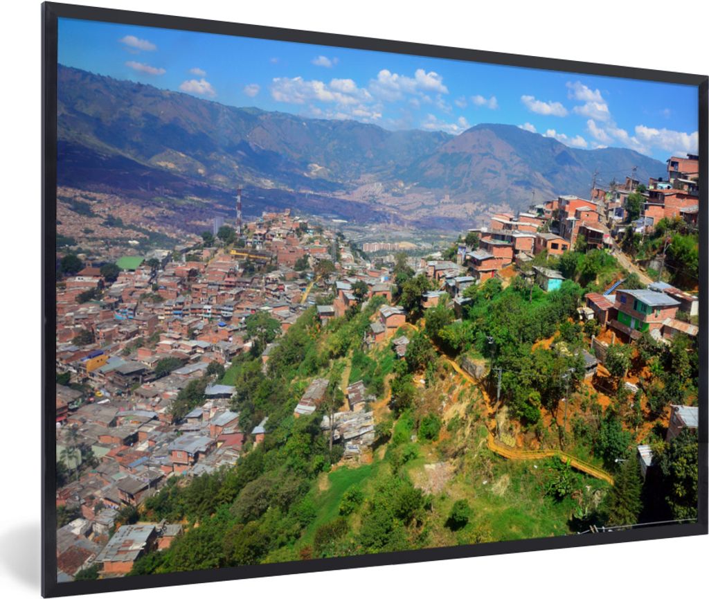 MuchoWow MuchoWow Gerahmtes Poster Blick über Medellín und seine Berge in Kolumbien 60x40 cm - Poster mit zchwarzem Bilderrahmen - Printing -...