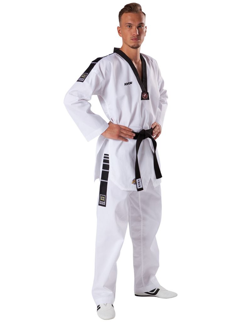 TKD Anzug Grand Victory. weiß mit schwarzem Revers. Rückenbestickung 170