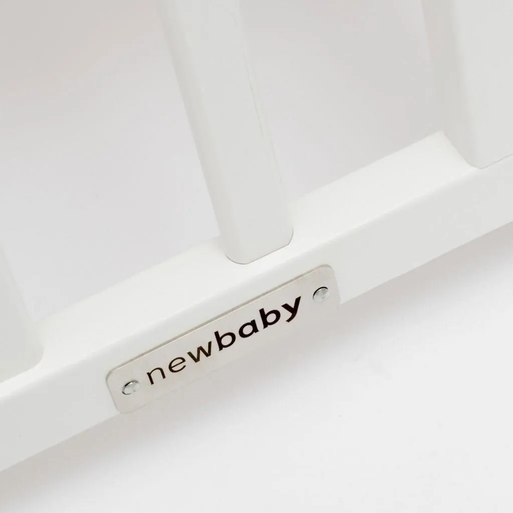 Lit de bébé blanc 60x120 New Baby BASIC idéal pour optimiser l'espace
