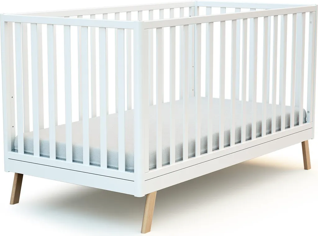 Lit Bébé Évolutif KASA Blanc : Solution de Couchage de 0 à 7 Ans