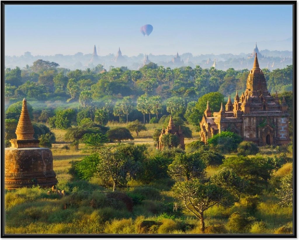 Wallario Wandbild Tempel in der Ebene von Bagan III, Größe: 40,30 x 50,30 cm, Poster mit schwarzem Aluminiumrahmen