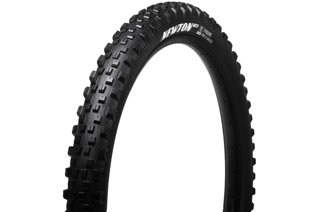Pneu VTT Enduro 27.5 Goodyear Newton MTF pour grip maximal en pente