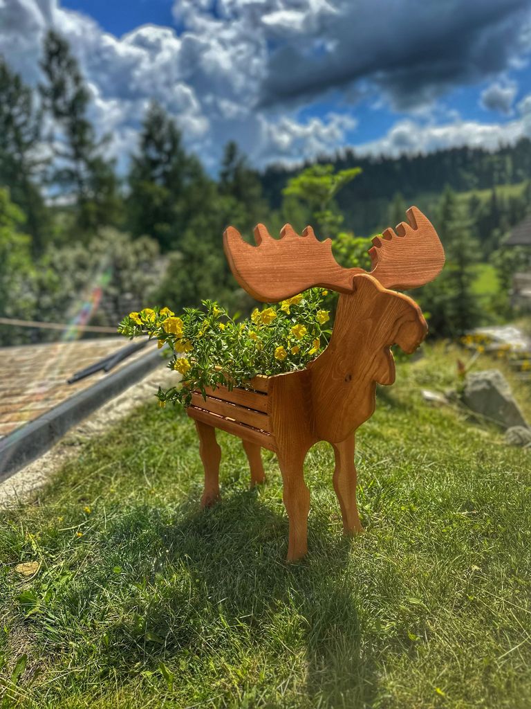 Holzständer für Blumen - einzigartiges Design aus Teak