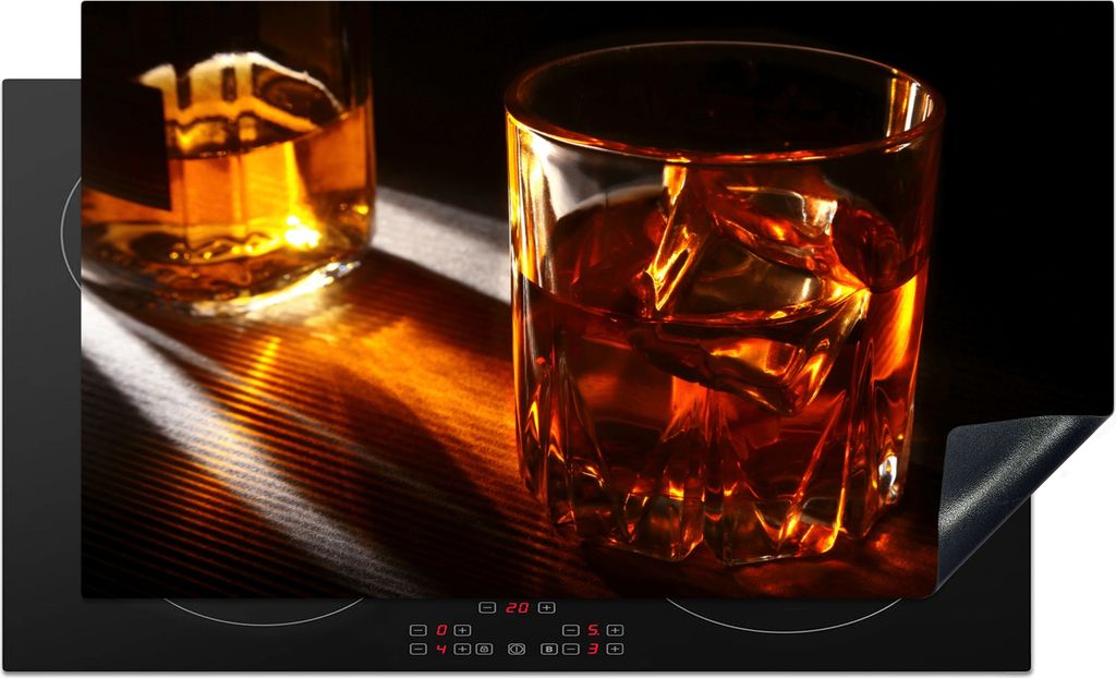 KitchenYeah Herdabdeckplatte Gläser - Whiskey - Getränke , 89x51cm, Küche Deko, Glaskeramikfeld Herdabdeckung, Abdeckplatte fùr Kochfeld