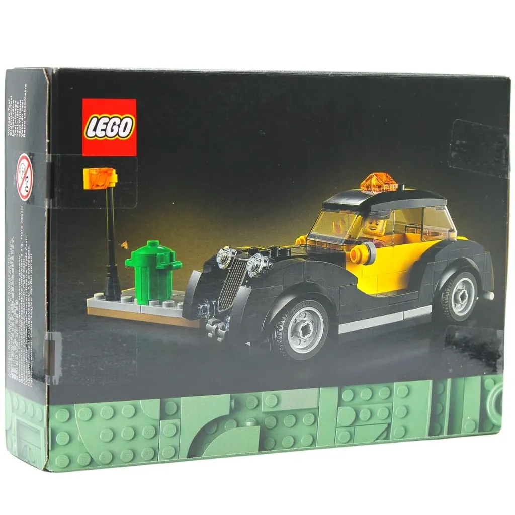 LEGO 40532 Taxi d'Époque Décoration Idéale pour Ville Modulaire et Vitrine