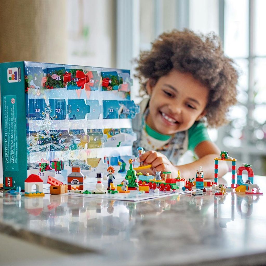 LEGO 41758 Friends Adventný kalendár 2023, vianočný Obrázok produktu 10