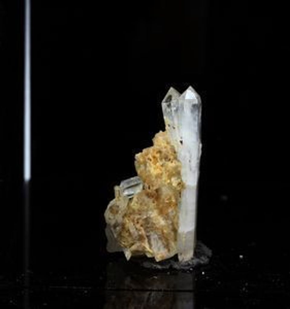 Ame-Quarz (Fadenquarz) + Calcit 29,3 Karat