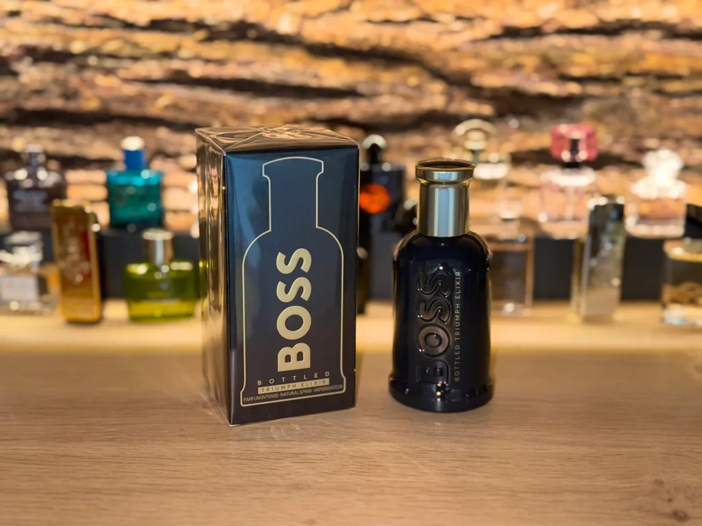 Boss Bottled Triumph Elixir Parfum 50 ml avec Notes Ambrées Vertes - 10