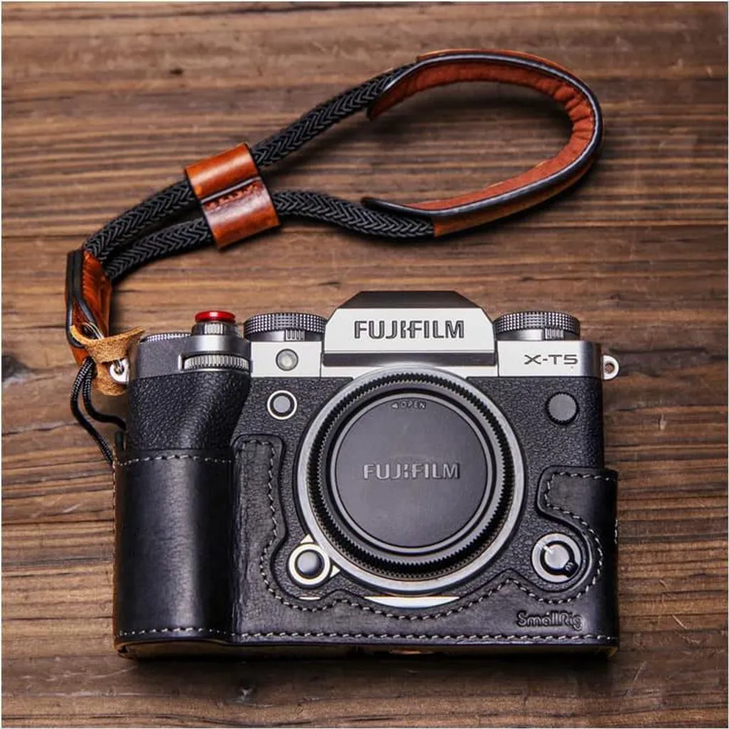 SmallRig 3927 Mezza Custodia in Pelle e Cinturino Fujifilm X-T5 Shop