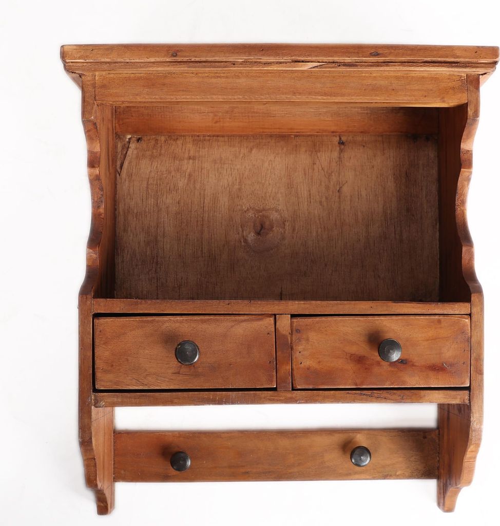 Mobile in legno marrone con cassetti, stile rustico Immagine del prodotto 