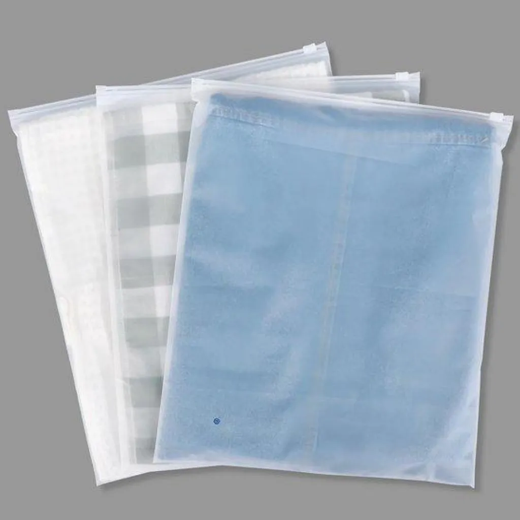 Évitez l'Humidité du Riz : 50 Tasses Plastique Perforées 30x35 cm