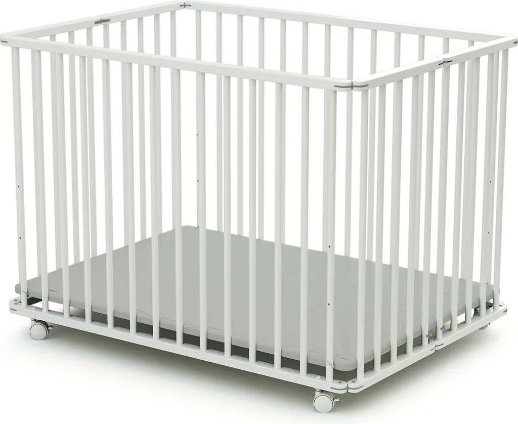 Gagnez de la place avec le parc pliable Webaby Blanc en bois sécurisé pour bébé