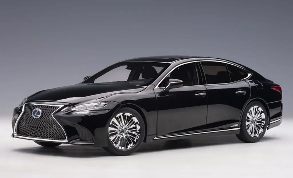 Lexus LC 500h noir 2018 Autoart 1:18 - Idée cadeau pour collectionneur auto