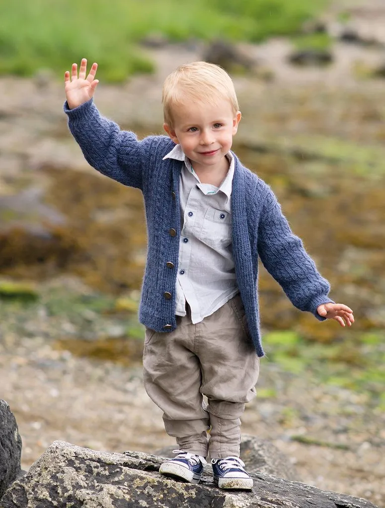 Guide de Tricot Stricken für Kinder avec Patrons de Pulls et Bonnets