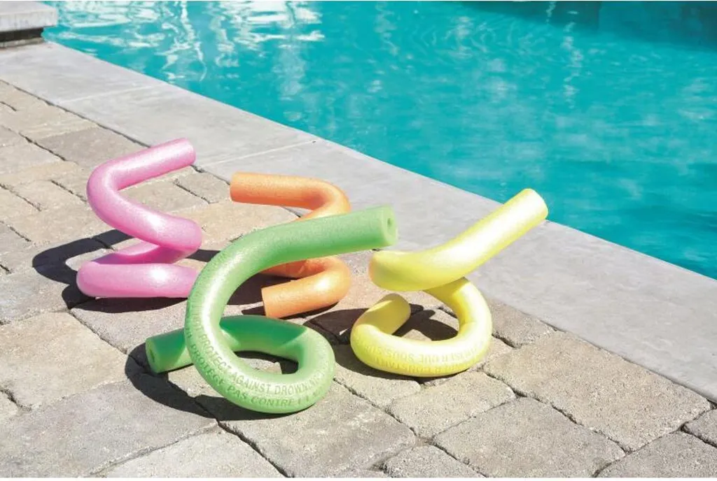 Frite de Piscine Modelable Aqua Bones Bestway 122cm pour le Loisir - 17