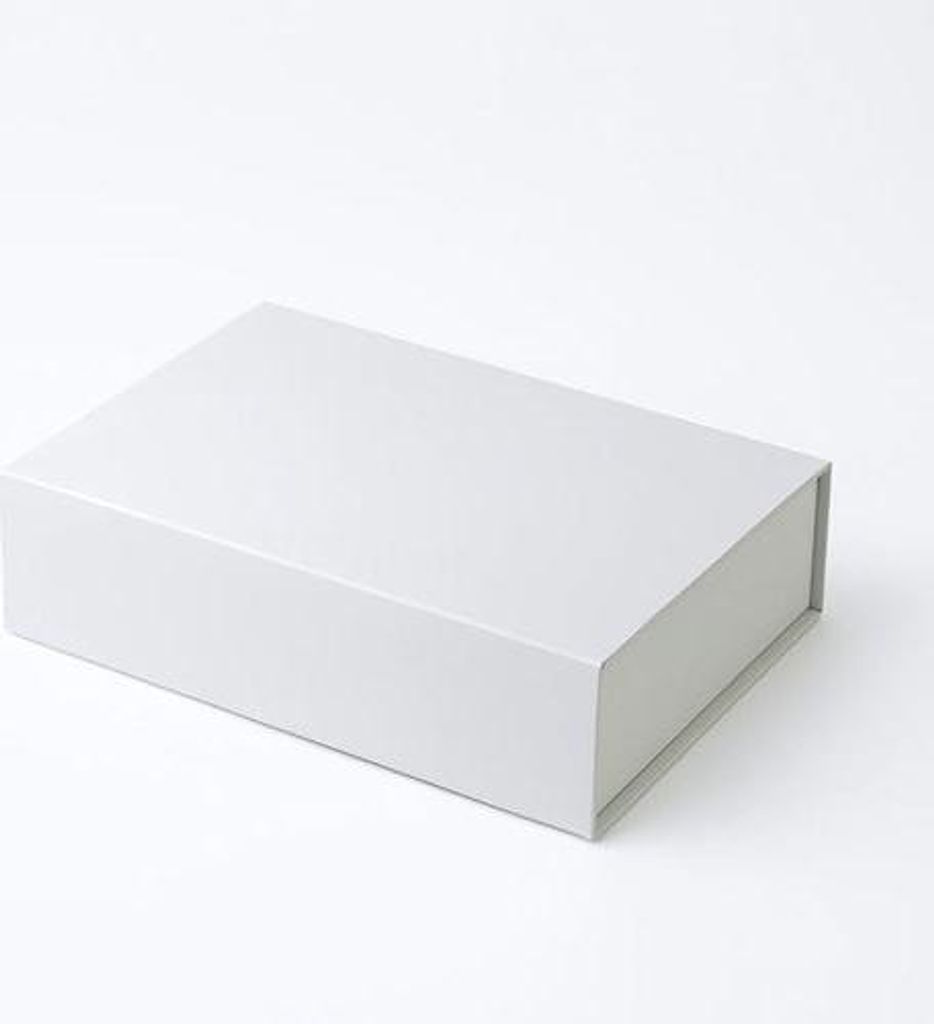 Pudełko Magnetyczne Na Prezent Białe 200x150x55mm (zew) B6 Zdjęcie produktu 
