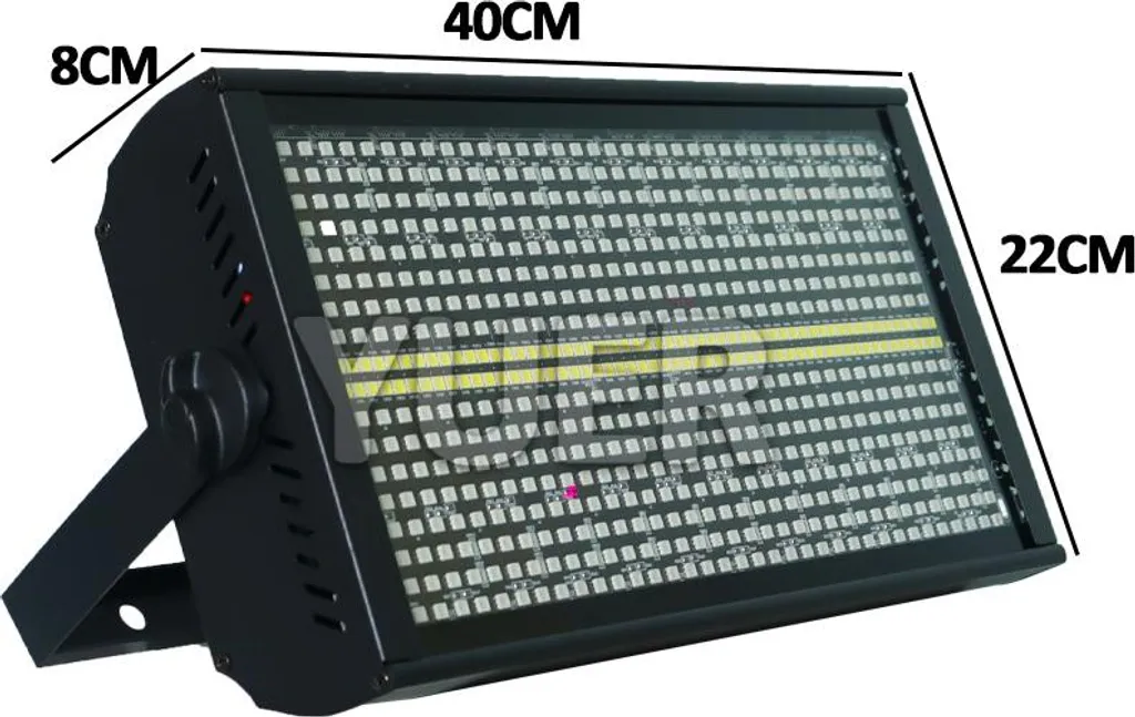 Solution éclairage de scène : Stroboscope RGBW DMX compact et fiche EU