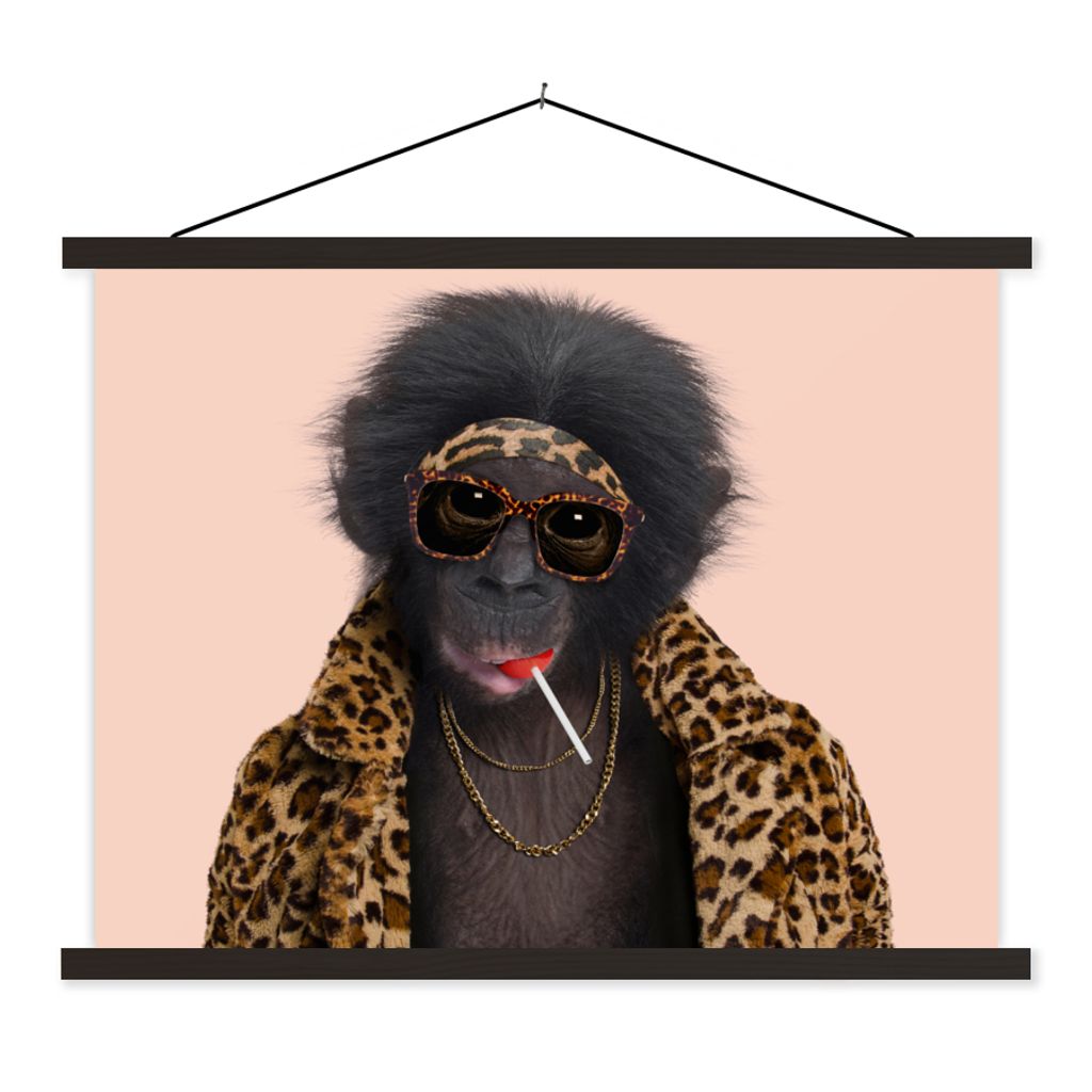 MuchoWow Textilposter Affe - Tiere - Sonnenbrille - Pantherdruck - Lutscher 150x113 cm mit holzfarbenen Rahmen - Poster