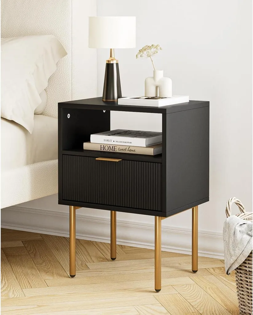 Petit meuble de chevet gain de place noir/or pour ranger vos accessoires