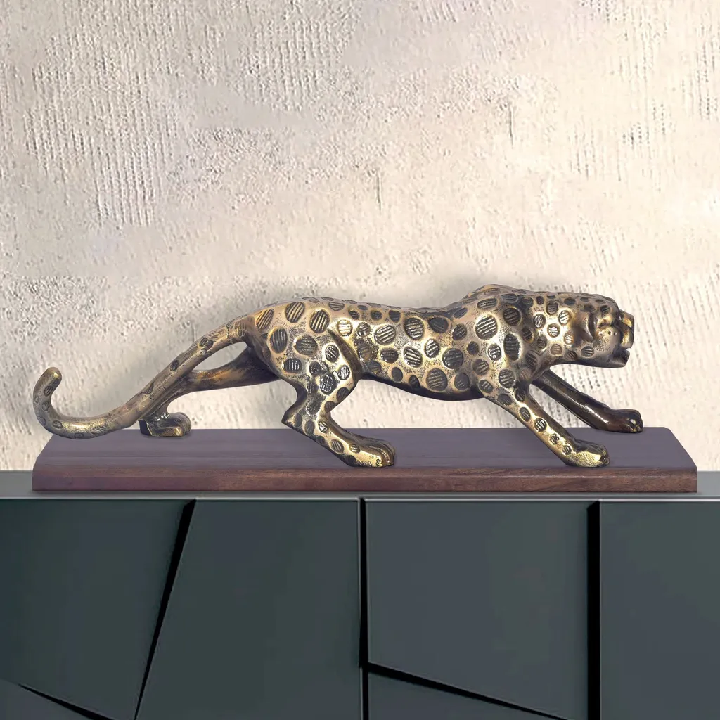 Panthère Décorative Stable 63 cm Or et Bois - Évitez la Déco Fragile