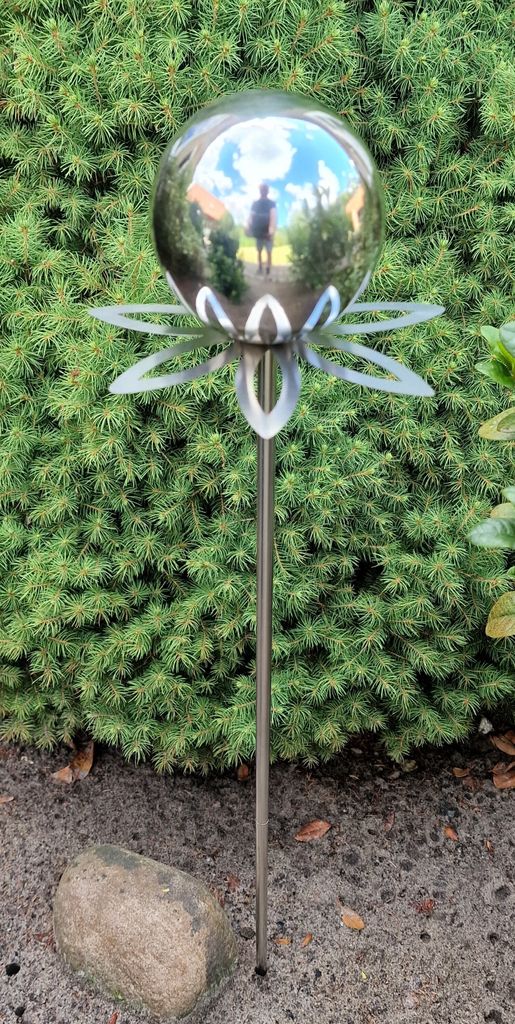 Blütenzauber Paris Rosenkugel 10 cm Edelstahl poliert Gartenstecker Deko mit Stab 80 cm