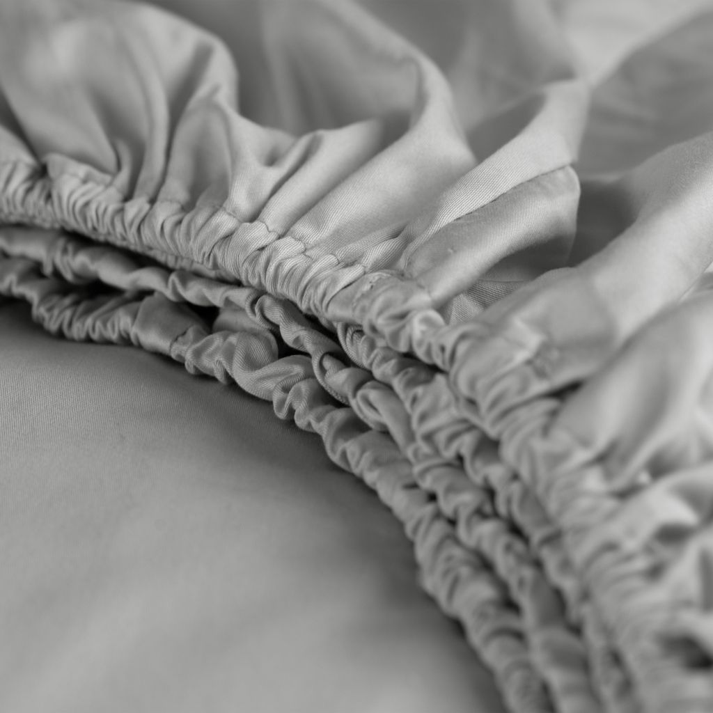 Cinderella Sundays - Topper-Spannbettlaken (bis 15 cm) - Satin - 200x220 cm - Light Grey