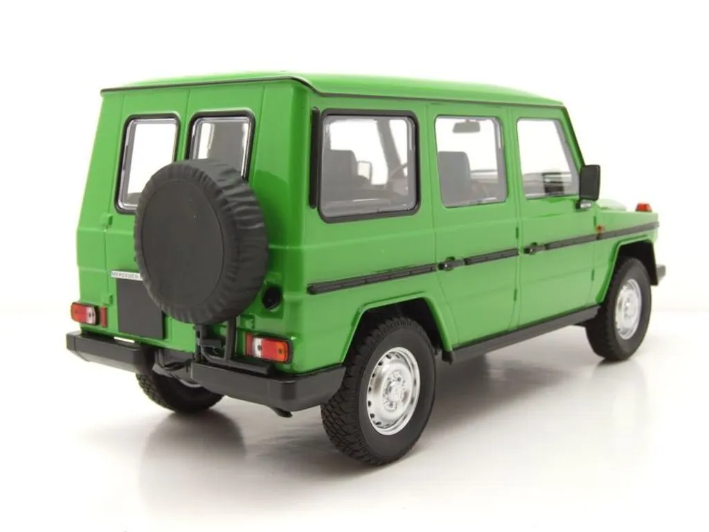 Mercedes-Benz Classe G Modèle Long 1980 Minichamps 1:18 en Métal Argent - 2