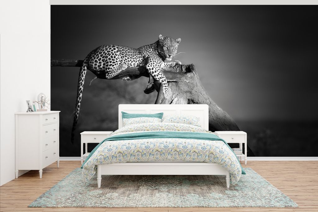 MuchoWow Fototapete für Wohnzimmer oder Schlafzimmer Wandtapete Vinyl Motivtapete Panther - Baum - Tiere - Schwarz - Weiß - 430x240 cm - Gemustert
