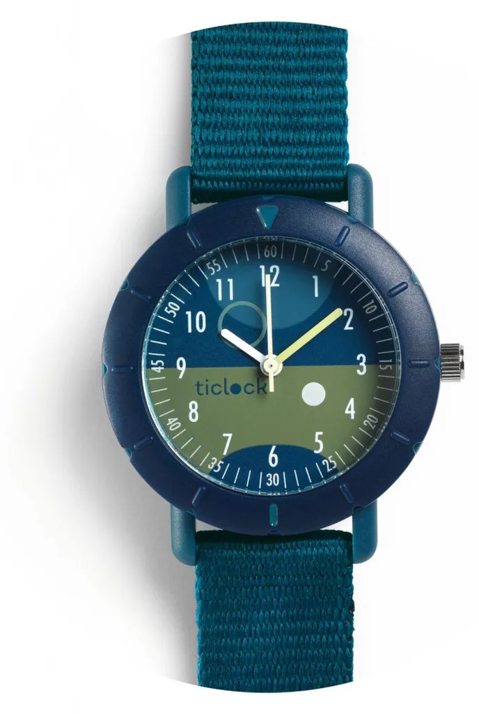 Apprendre l'heure facilement avec la montre Stadium Hero Djeco lisible