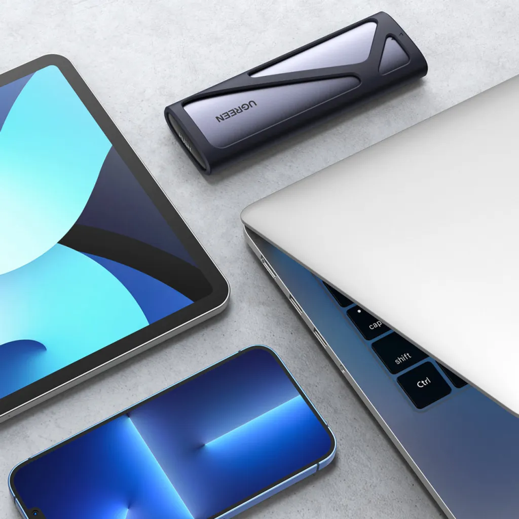Boîtier M.2 NVMe pour Transfert de Données Rapide - UGREEN USB-C Gris