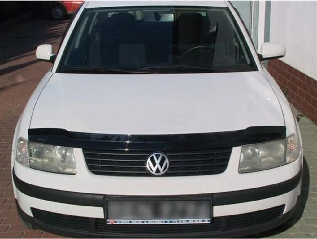 Déflecteur de Capot VW Passat B5 1997-2000 - Finition Noir Brillant