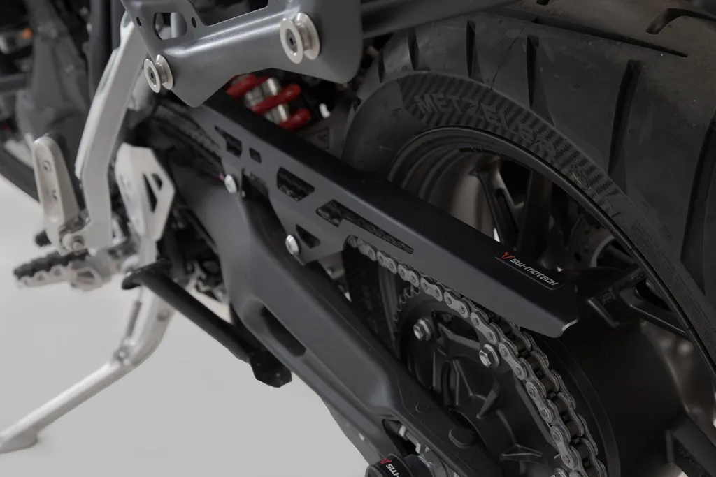 SW-Motech Protège-chaîne Noir en Aluminium pour Moto - KTS.00.001.10000