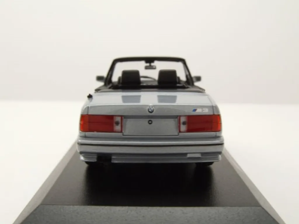 BMW M3 E30 Cabriolet Argent 1988 Maxichamps 1:43 Finition Haute Qualité