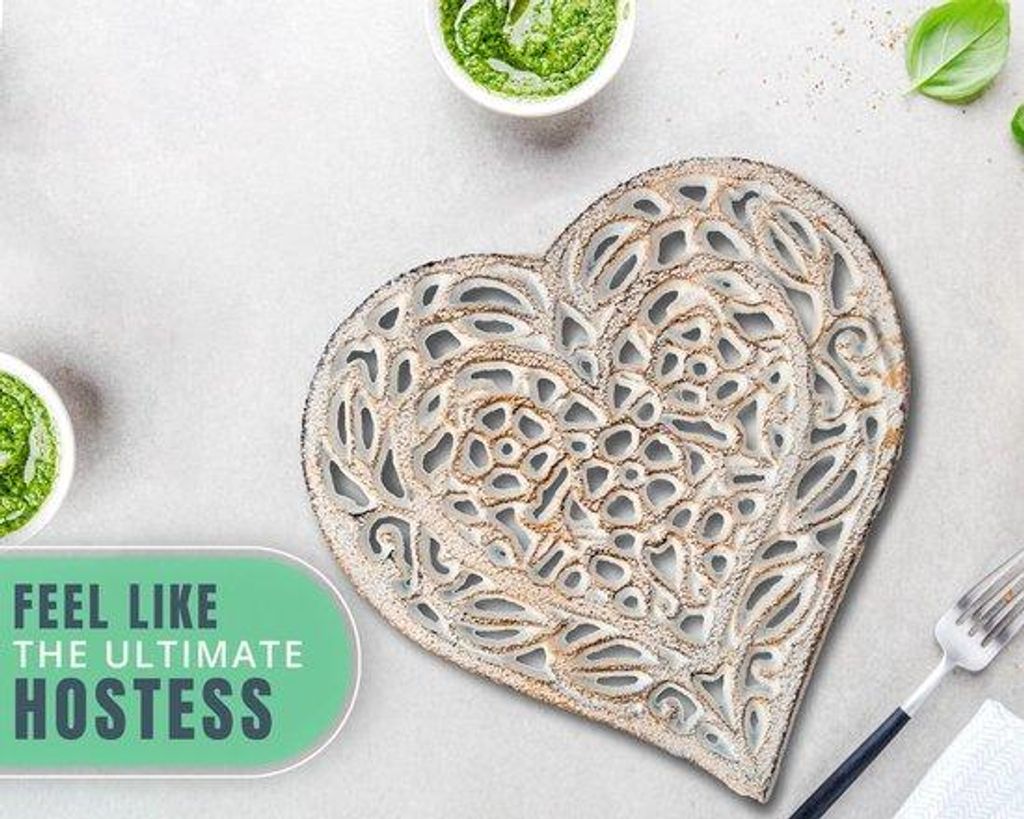 Geschmackvolle Gussstahl-Trivet für die Küche - Antiker Rost-Ansatz - 6,75 x 6,5 Zoll - Mit Gummi-Pfählen - Weiß