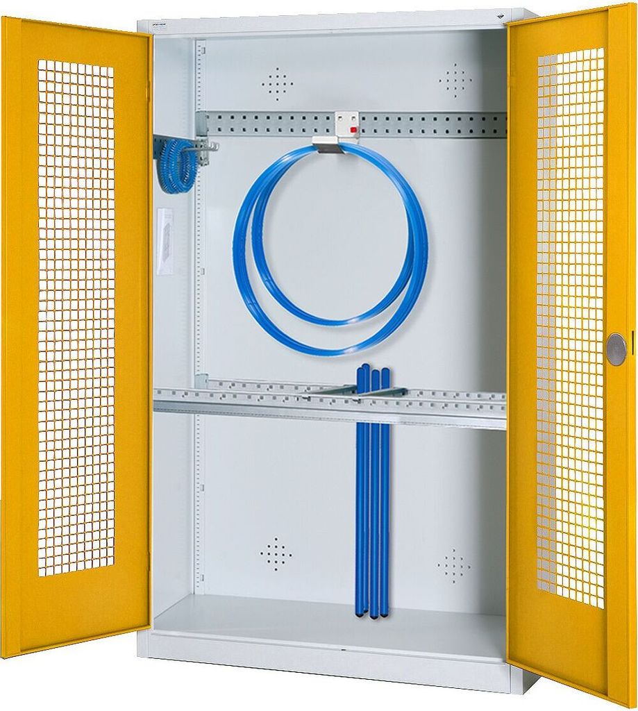 C+P Modul-Sportgeräteschrank "Grundausstattung" mit Lochblech-Flügeltüren, HxBxT 195x120x50 cm, Ergo-Lock Muldengriff, Verkehrsgelb (RAL 1023), ...