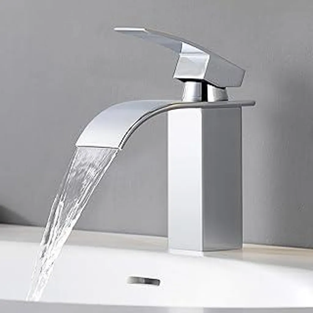 Risparmio Idrico con Rubinetto Cascata CECIPA: Inox Cromato Eco-Friendly