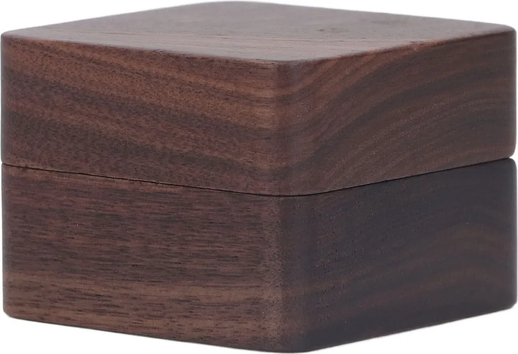 Scatola per anelli in legno di noce con incisione personalizzata