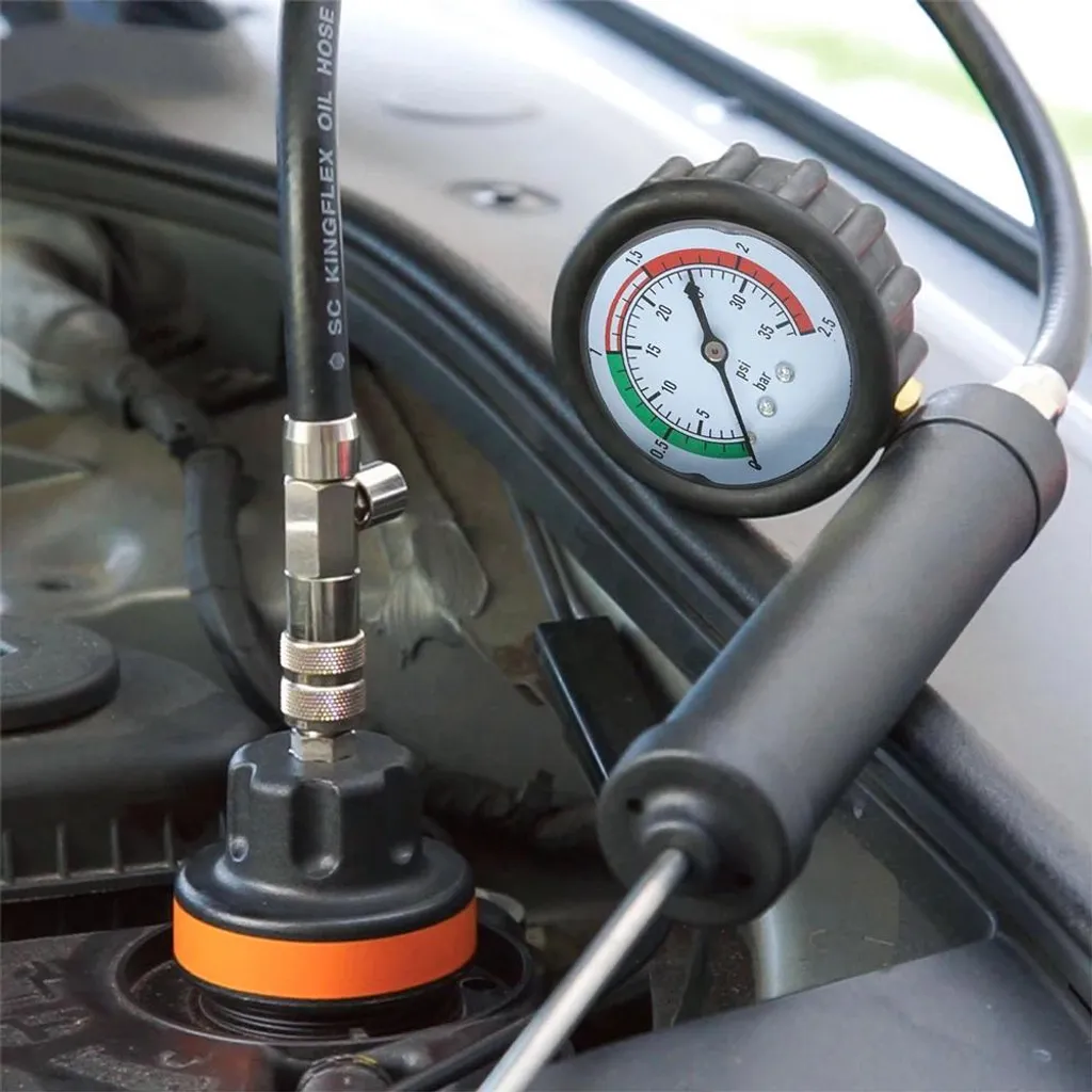 Solution anti-surchauffe : Testeur de pression et remplissage radiateur - 6