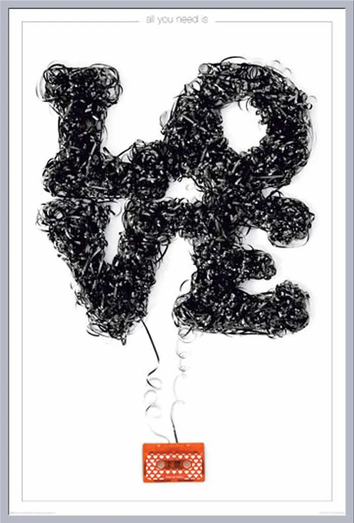 Poster Love Tape avec Cadre Argenté Shinsuke et Vitre Acrylique Sécurité