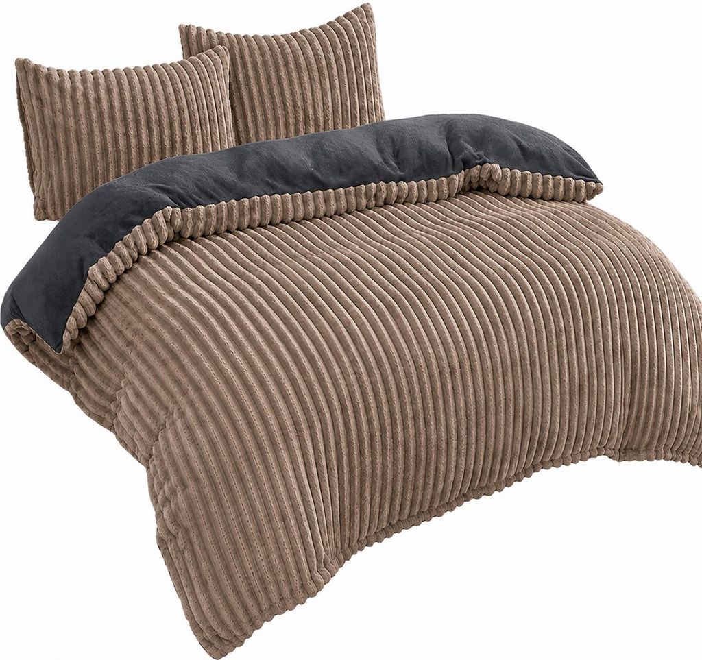 Teddy Plüsch Bettwäsche 200x220 cm Winter Bettbezug Cord Produktbild  KI-generiertes Bild