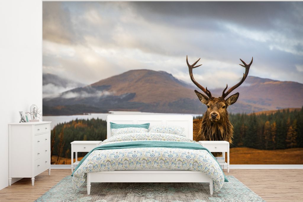 MuchoWow Fototapete für Wohnzimmer oder Schlafzimmer Wandtapete Vinyl Motivtapete Hirsche - Berge - Wasser - Landschaft - Tiere - Bäume - 295x2...