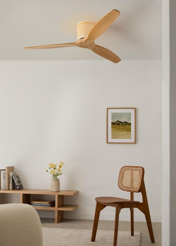 WIND CALM RATTAN - Deckenventilator 40W leise Ø132 cm mit LED-Licht in Körper und Lampe